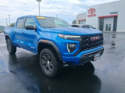 Used 2024 GMC Canyon Elevation w/ Elevation Premium Package AWD/4WD image 4