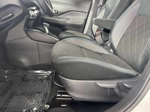 Used 2019 Nissan Kicks S FWD image 21