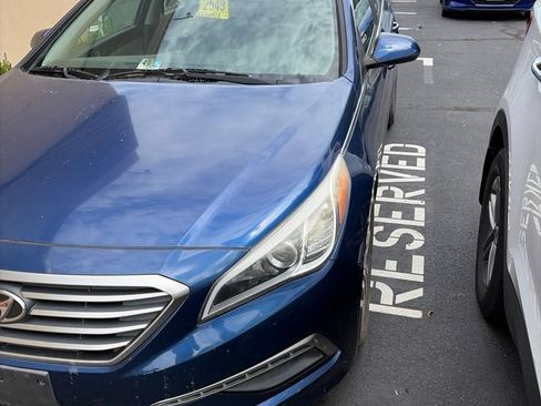 Used 2015 Hyundai Sonata SE FWD image 7