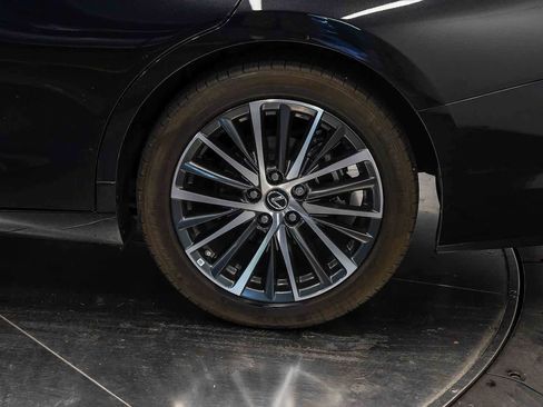 Used 2024 Lexus ES 350 w/ Premium Package FWD image 10