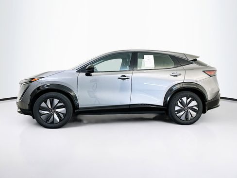 Used 2024 Nissan Ariya AWD image 4