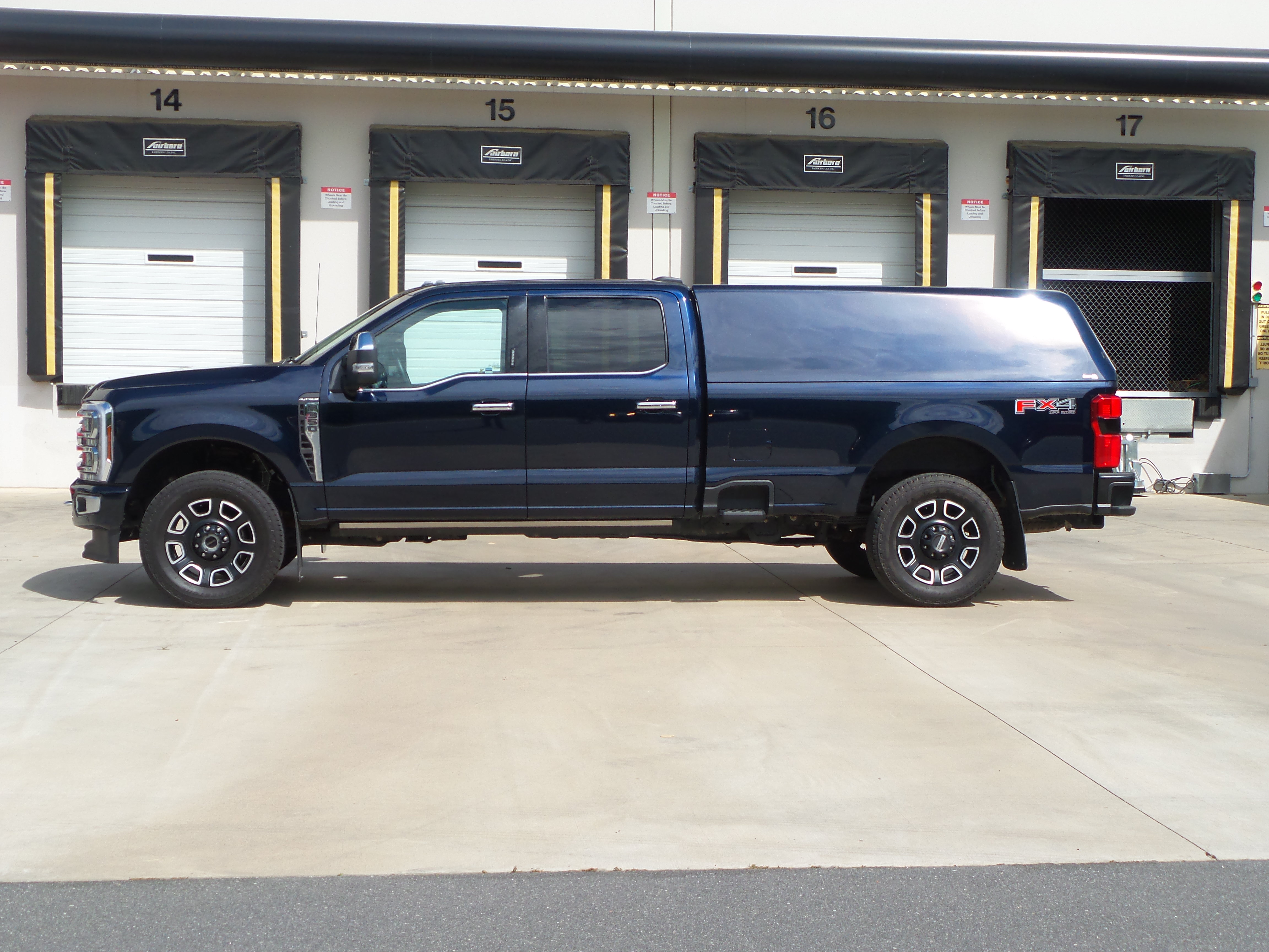 Used 2024 Ford F350 Platinum w/ FX4 Off-Road Package AWD/4WD image 3