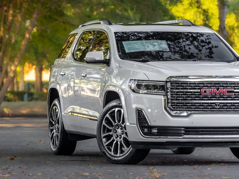 Used 2021 GMC Acadia Denali w/ Denali Technology Package FWD image 27