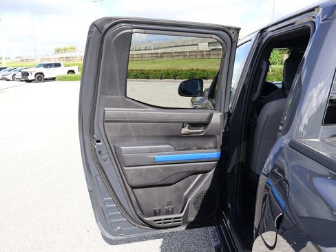 Used 2024 Toyota Tacoma TRD Sport image 21