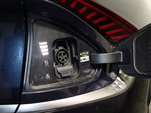 Used 2022 Kia EV6 Wind w/ Wind Technology Package image 31