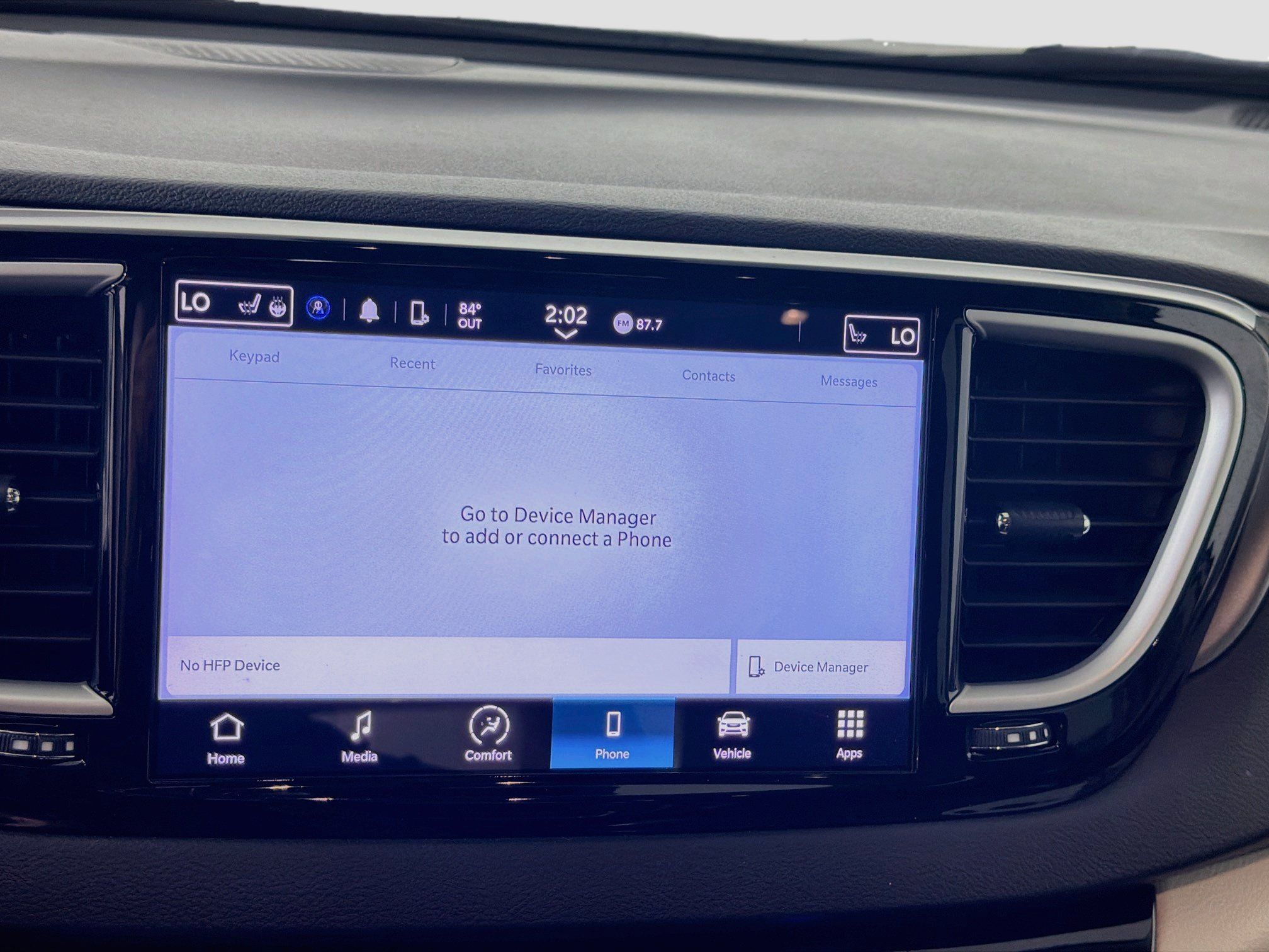 Used 2024 Chrysler Pacifica Touring-L FWD image 19