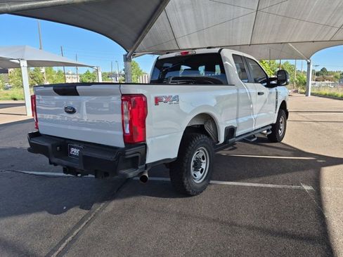 Used 2023 Ford F250 XL w/ FX4 Off-Road Package AWD/4WD image 5