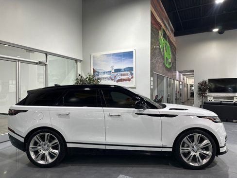 Used 2019 Land Rover Range Rover Velar R-Dynamic HSE AWD/4WD image 26