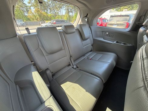 Used 2014 Honda Odyssey EX-L image 18
