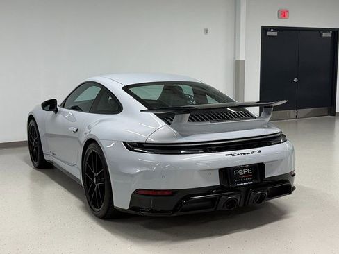 Certified 2025 Porsche 911 Carrera GTS image 3