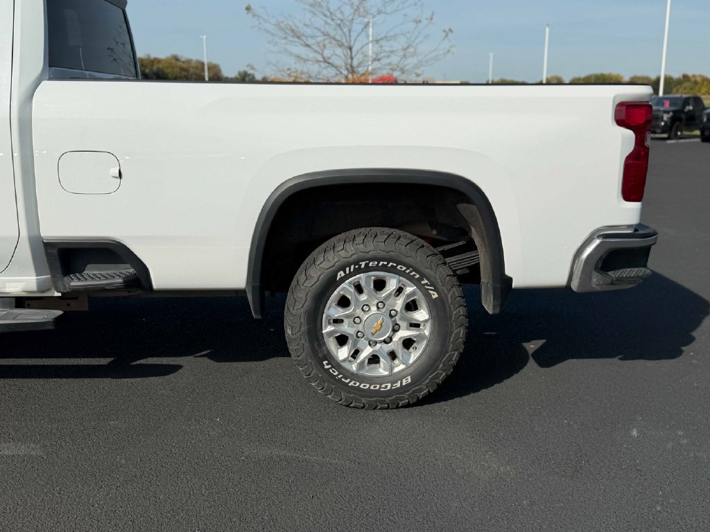 Used 2024 Chevrolet Silverado 3500 LT w/ Safety Package AWD/4WD image 13