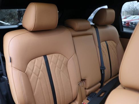 Certified 2025 MAZDA CX-70 3.3 Turbo S w/ Premium Plus image 9