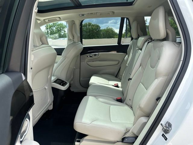 Used 2018 Volvo XC90 T6 Momentum w/ Convenience Package AWD/4WD image 13