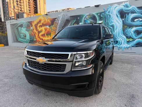 Used 2017 Chevrolet Tahoe LS w/ All-Season Package RWD image 2