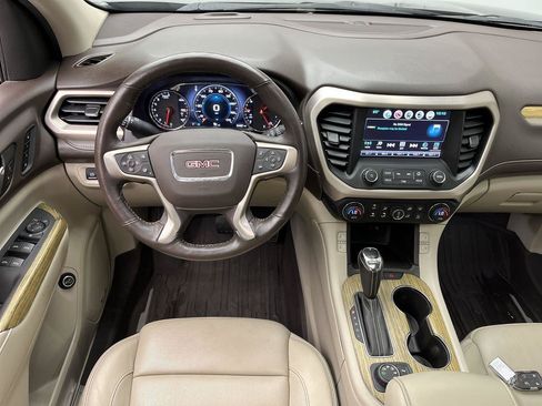 Used 2017 GMC Acadia Denali w/ Technology Package AWD/4WD image 16