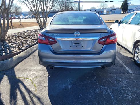 Used 2018 Nissan Altima 2.5 SR image 5