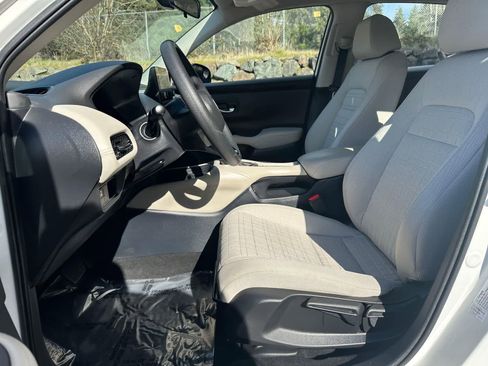 Used 2024 Honda HR-V LX image 14