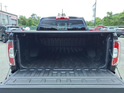 Used 2022 GMC Canyon AT4 w/ Driver Alert Package AWD/4WD image 15