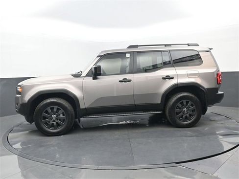 Used 2025 Toyota Land Cruiser w/ Premium Package image 24