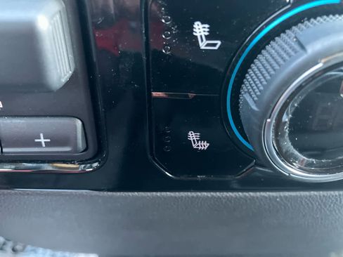 Used 2025 Chevrolet Silverado 1500 LT image 31