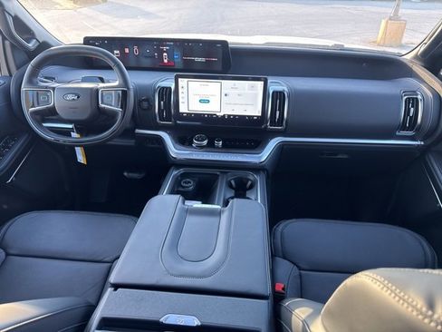 New 2025 Ford Expedition Max Platinum w/ Stealth Performance Package image 21