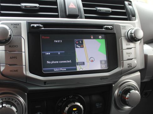 Used 2015 Toyota 4Runner SR5 image 34