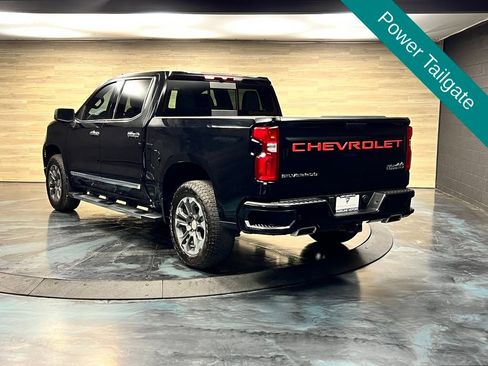 Used 2025 Chevrolet Silverado 1500 High Country AWD/4WD image 13