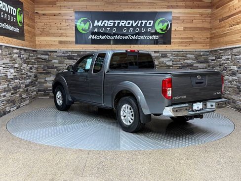 Used 2017 Nissan Frontier SV w/ SV Value Truck Package image 7