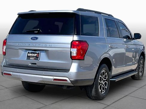 Used 2023 Ford Expedition XLT RWD image 12