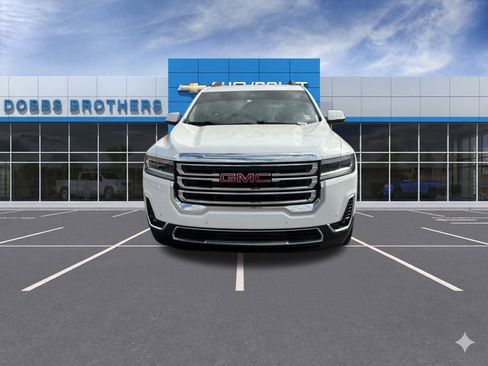 Used 2023 GMC Acadia SLT w/ Preferred Package image 2