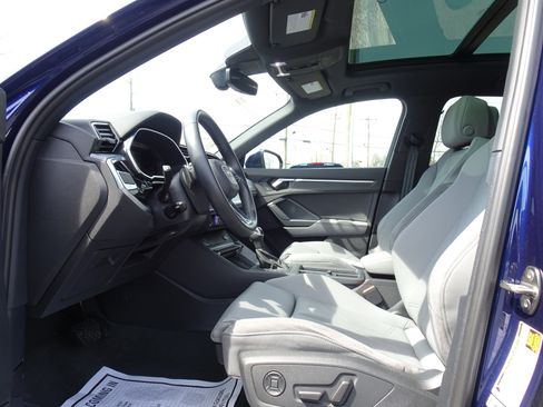 Used 2022 Audi Q3 2.0T Premium Plus image 9