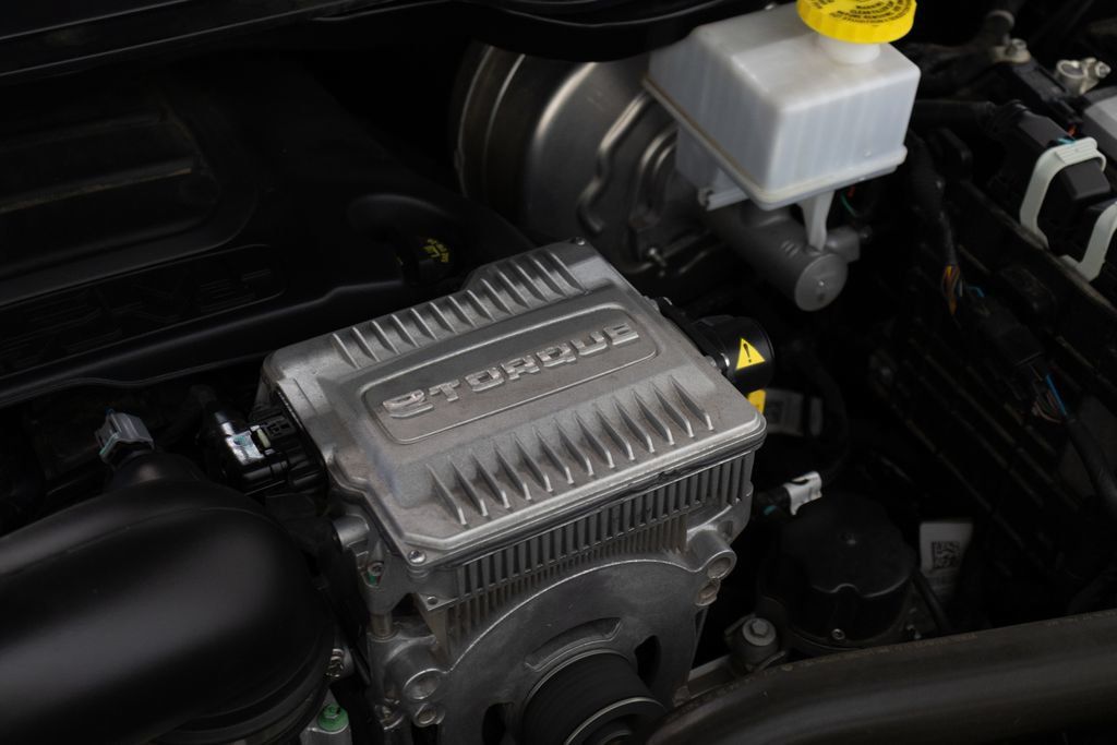 Used 2023 RAM 1500 Laramie AWD/4WD image 34
