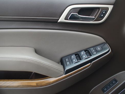 Used 2020 GMC Yukon Denali w/ Denali Ultimate Package image 30