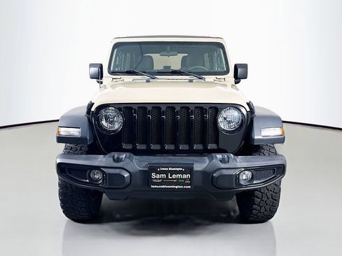 Used 2022 Jeep Wrangler Unlimited Sport image 2