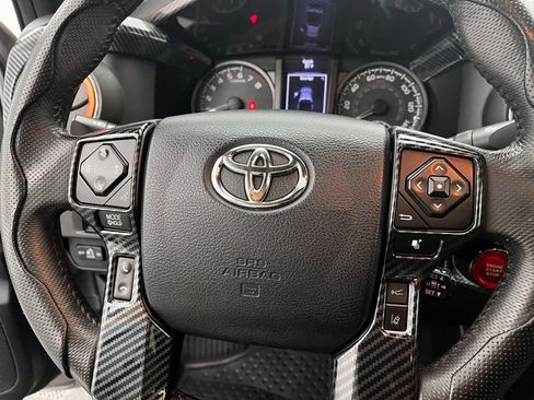 Used 2019 Toyota Tacoma TRD Off-Road AWD/4WD image 27