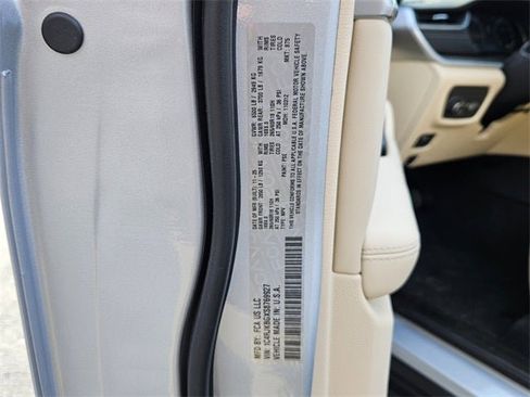 New 2025 Jeep Grand Cherokee L Limited w/ Trailer Tow Package image 16