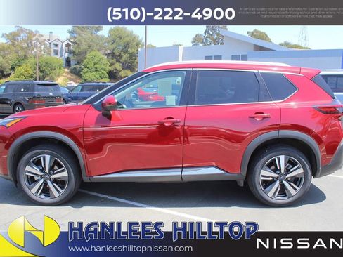 Used 2023 Nissan Rogue SL w/ SL Premium Package image 9