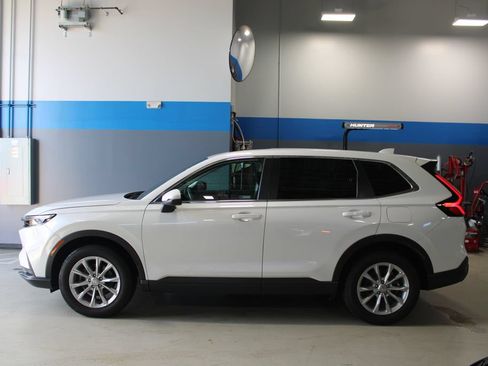 Used 2024 Honda CR-V EX image 9