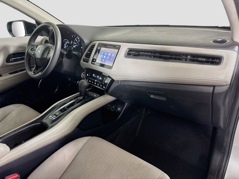 Used 2016 Honda HR-V EX image 30