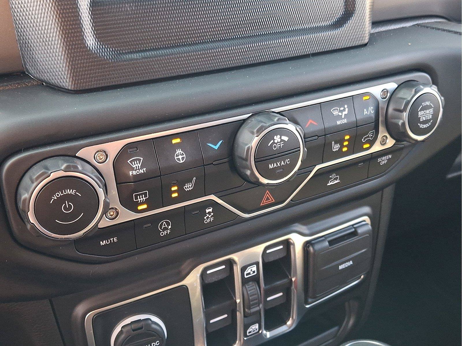 Used 2023 Jeep Gladiator Sport AWD/4WD image 13