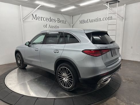 New 2026 Mercedes-Benz GLC 300 image 5