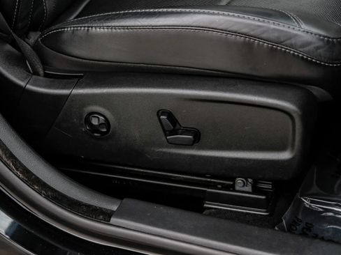 Used 2015 Dodge Charger R/T w/ Plus Group RWD image 47