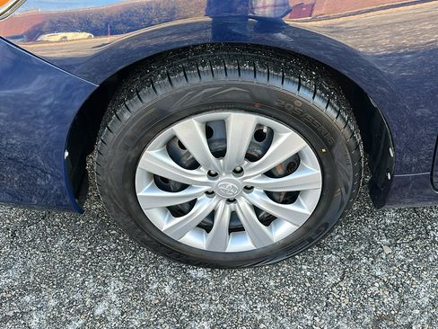 Used 2012 Toyota Corolla L image 8