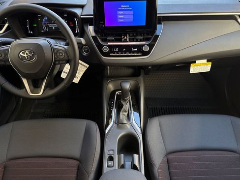 New 2026 Toyota Corolla SE FWD image 9