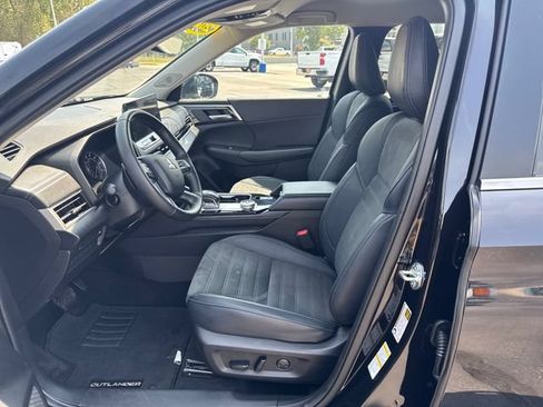 Used 2025 Mitsubishi Outlander SE AWD/4WD image 9