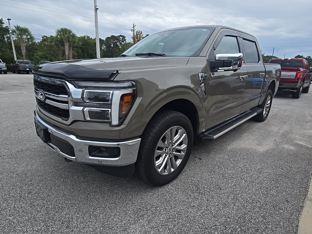 Used 2025 Ford F150 Lariat w/ Equipment Group 502A High AWD/4WD image 3