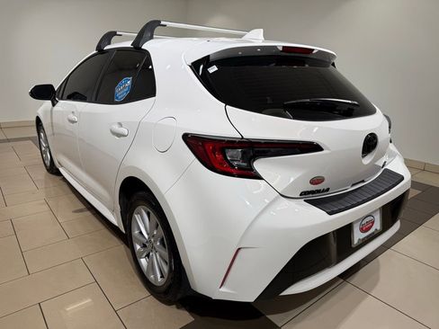 Certified 2025 Toyota Corolla SE image 3