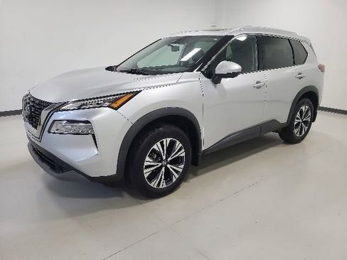 Used 2021 Nissan Rogue SV w/ Premium Package AWD/4WD image 11