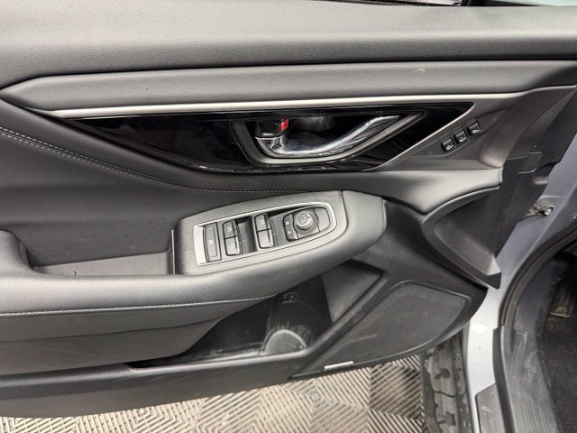 Used 2022 Subaru Outback Limited AWD/4WD image 15