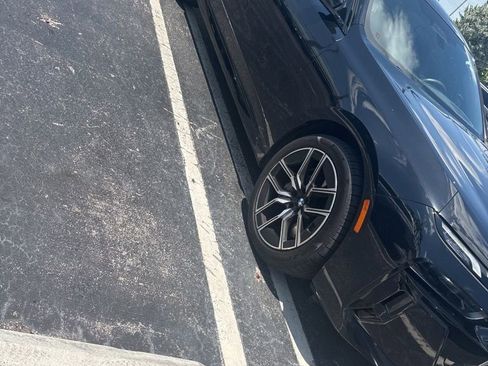 Used 2023 BMW 740i RWD image 8